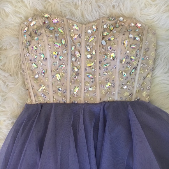 Homecoming/ Prom dress - Picture 2 of 6